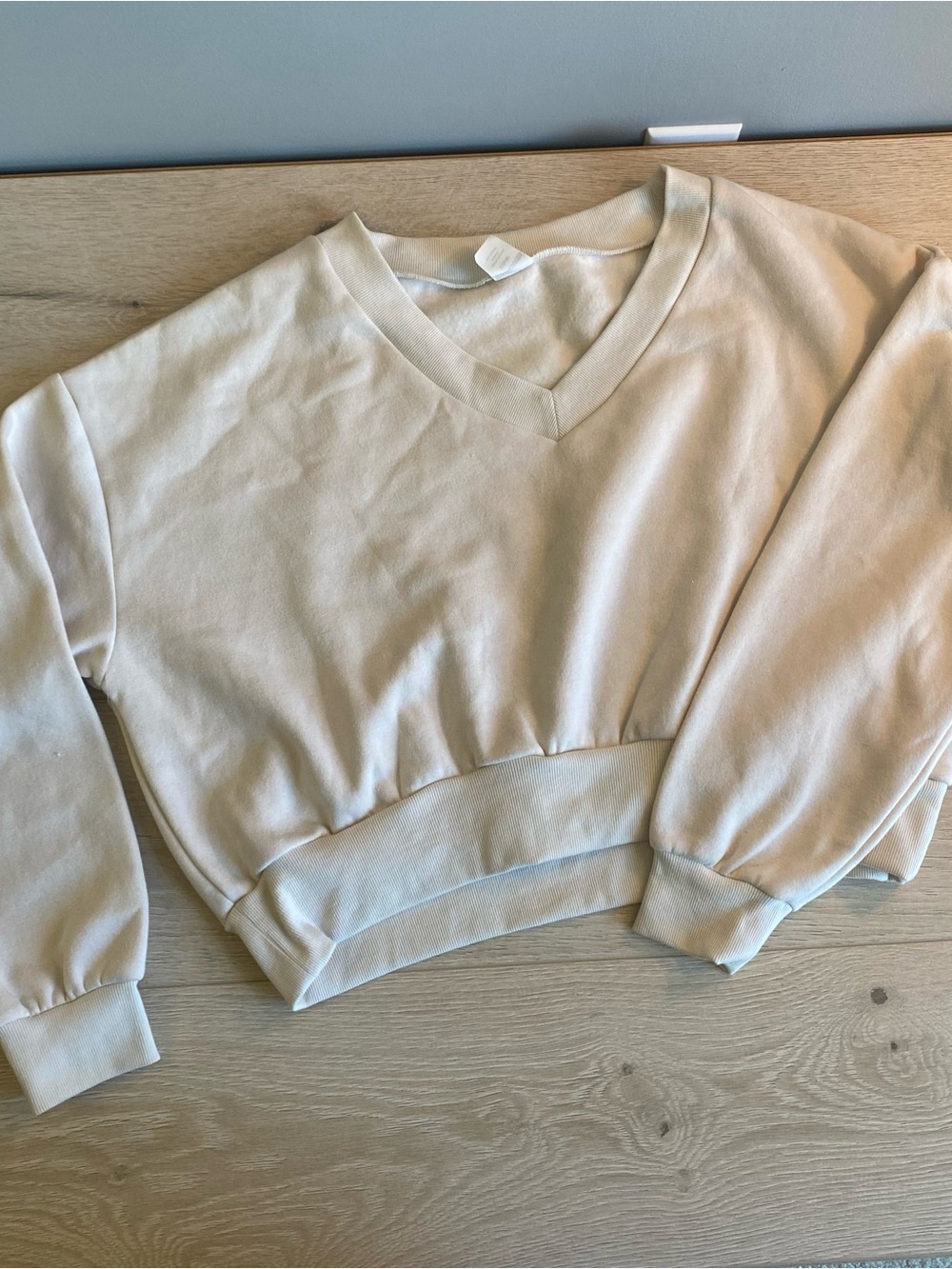 No Boundaries Cream V-Neck Cropped Pullover Sweater